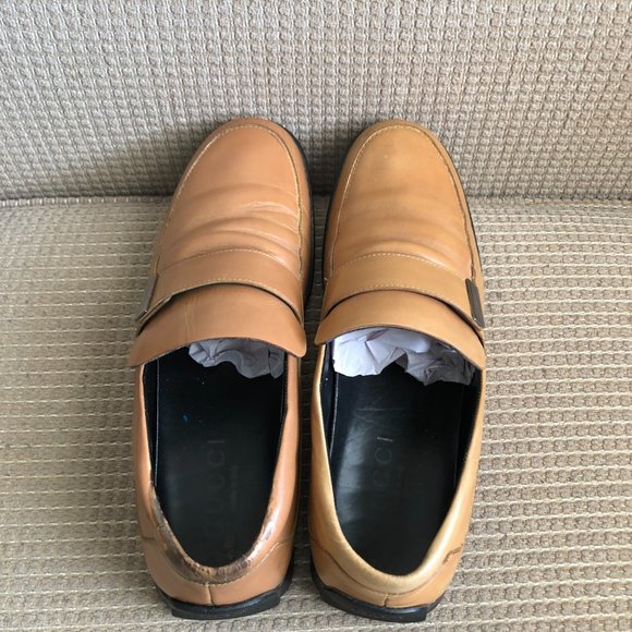 Gucci Men\'s Tan Leather Loafers . main image 4